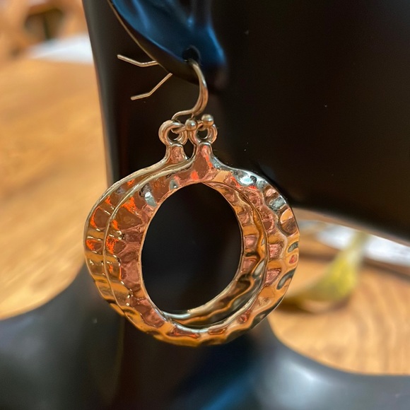 Classic gold tone earrings for pierced ears made in Canada 🇨🇦 - Picture 1 of 5